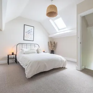 hillview-house-belfast.belfasthotelsireland.com/